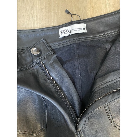 Zara Marine Wide Leg Black Faux Leather Patch Pocket Zipper Women's Size 6 - Picture 8 of 9